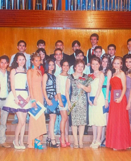 b10d0dd7-2a71-458a-8379-edf31f3cceb5-мои  незабываемые выпускники. 2013 г+6.jpg